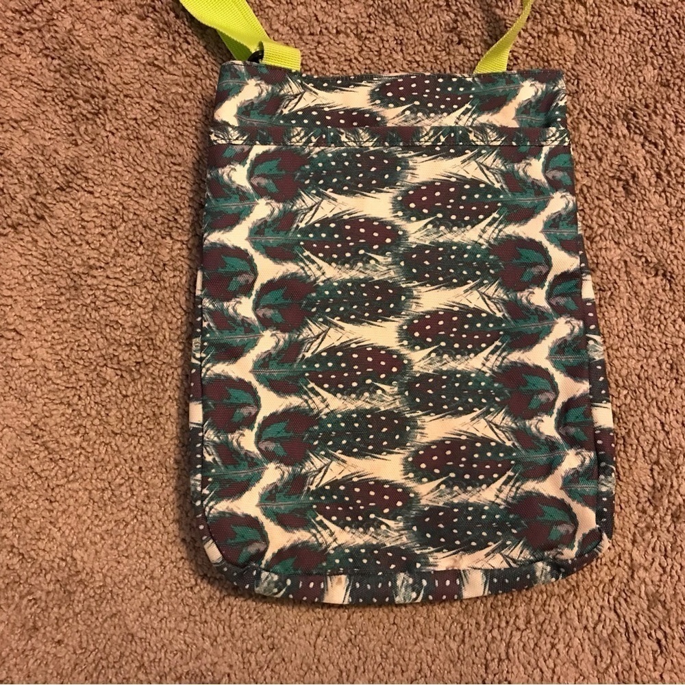 KAVU For Keeps Bag With Hip Crossbody Adjustable Purse Strap - Picture 5 of 7